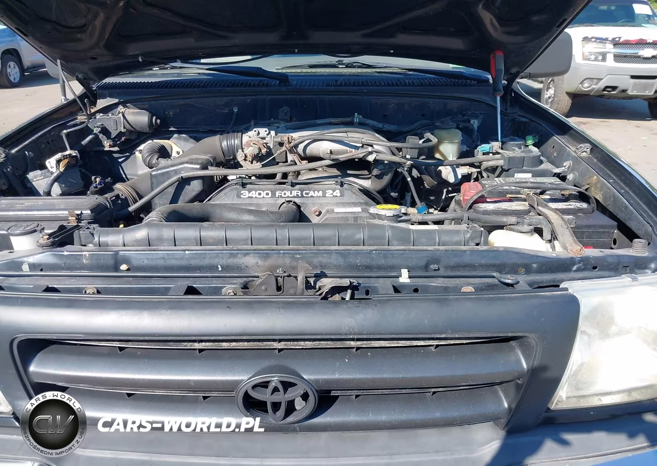 2000 Toyota Tacoma Base V6 VIN:4TAWN72N7YZ586860 - 10