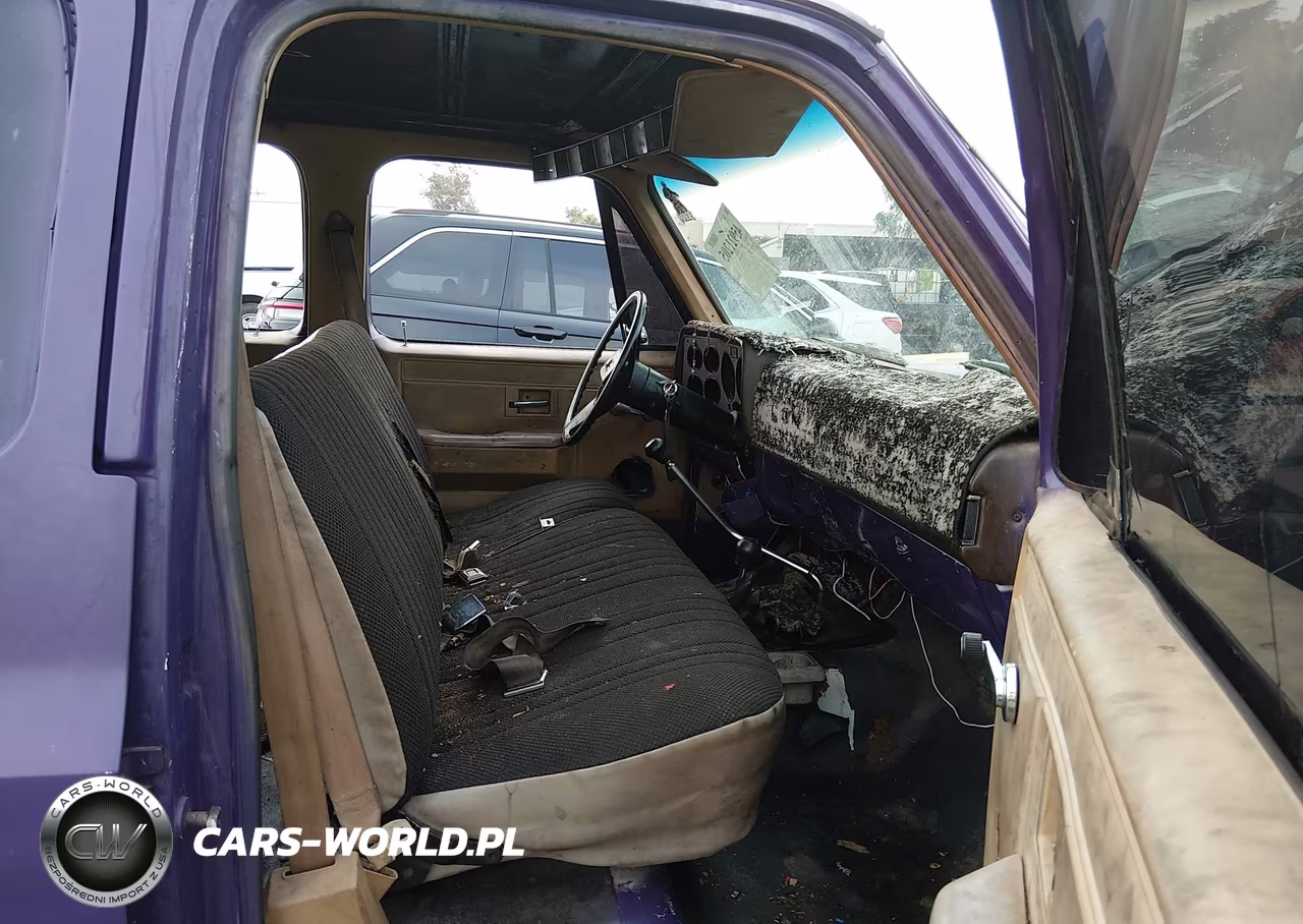 1986 Chevrolet Suburban K2 VIN:1G8GK26M6GF136522 - 5