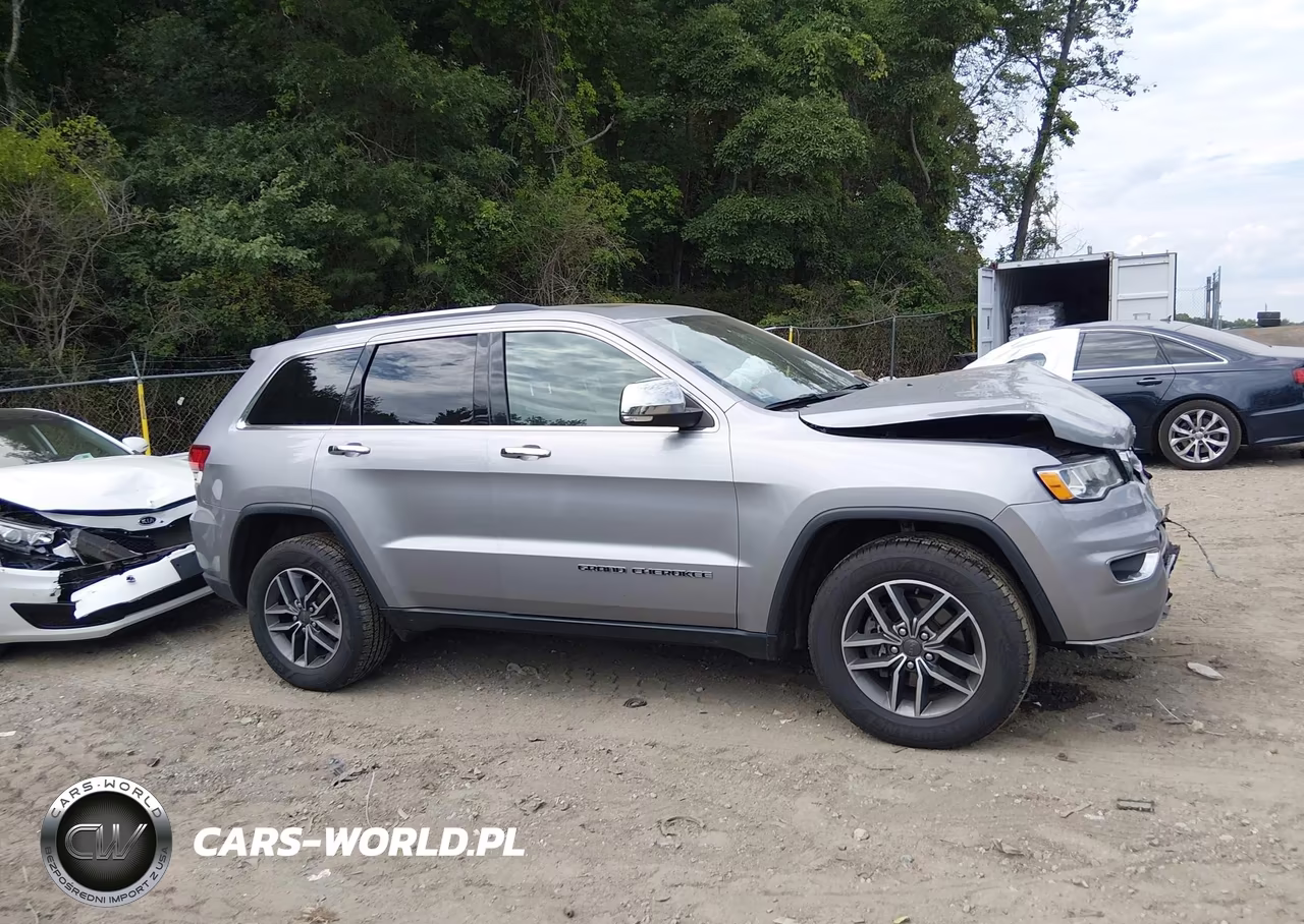 2020 Jeep Grand Cherokee Limited 4X4 VIN:1C4RJFBG5LC247809 - 13