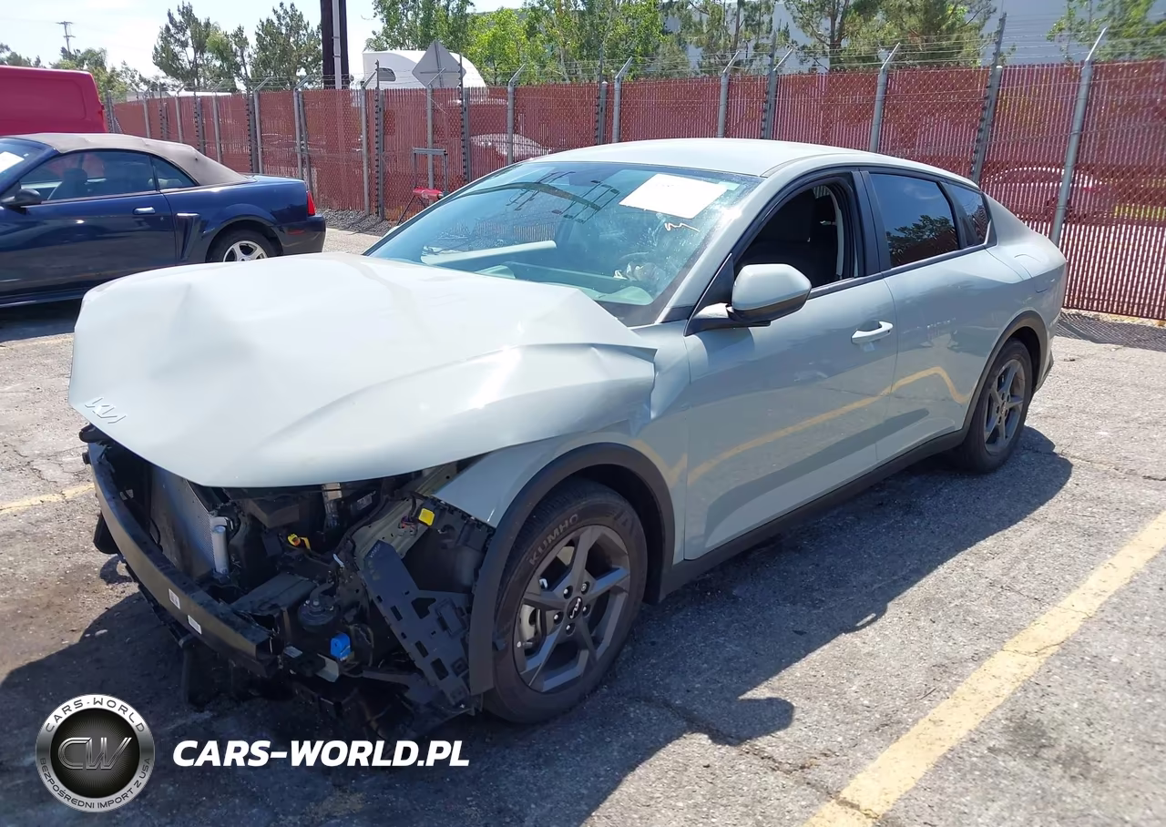 2025 Kia K4 Lxs VIN:3KPFT4DE5SE165082 - 2