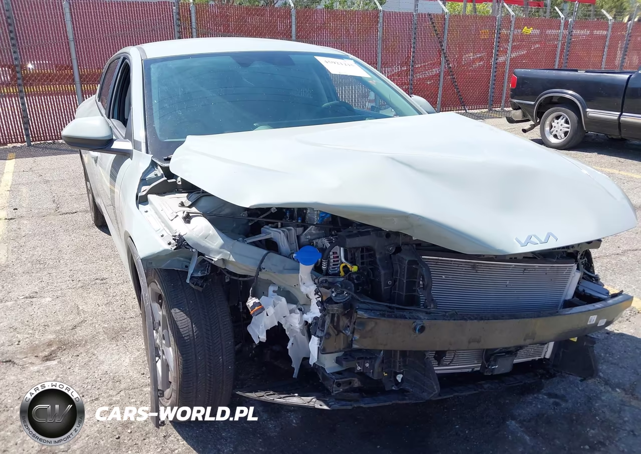 2025 Kia K4 Lxs VIN:3KPFT4DE5SE165082 - 6