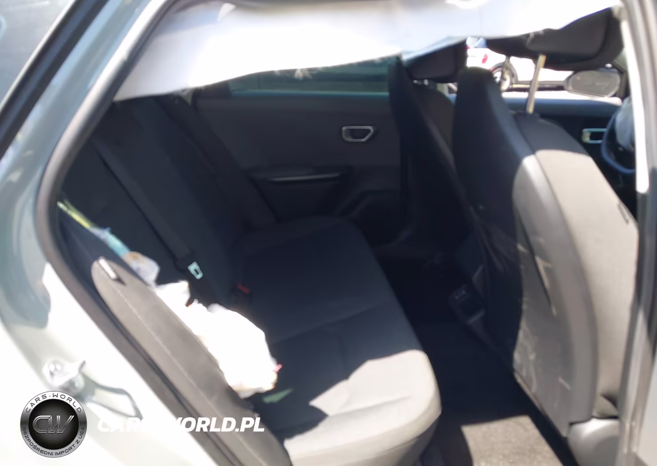 2025 Kia K4 Lxs VIN:3KPFT4DE5SE165082 - 8
