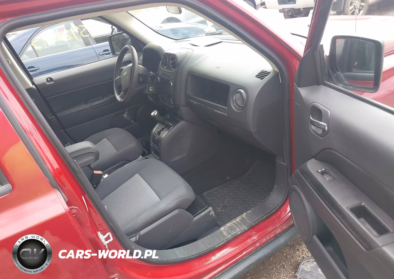 2009 Jeep Patriot Sport VIN:1J4FF28B89D138170 - 5