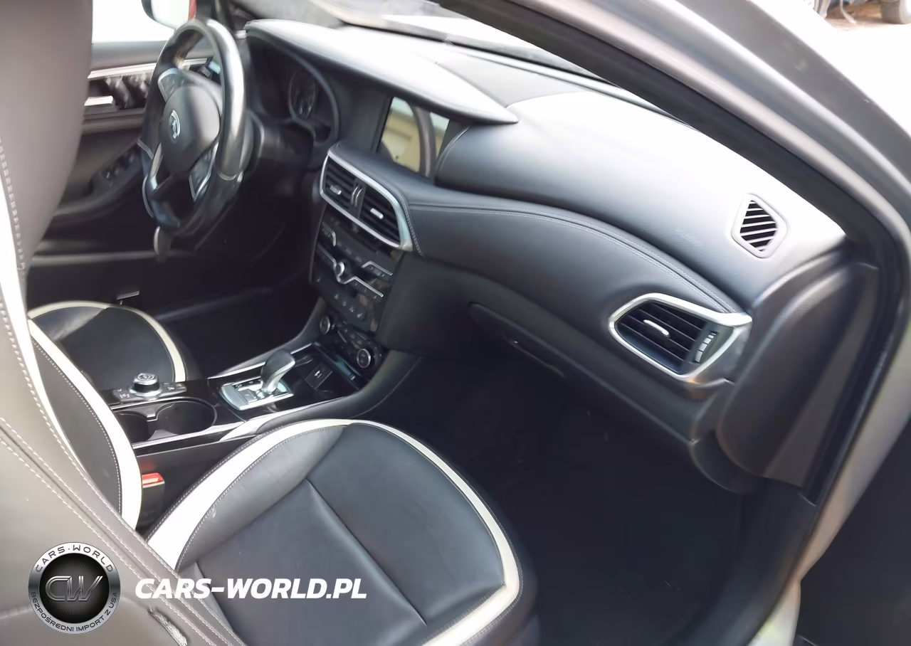 2018 Infiniti Qx30 Sport VIN:SJKCH5CP0JA058131 - 5