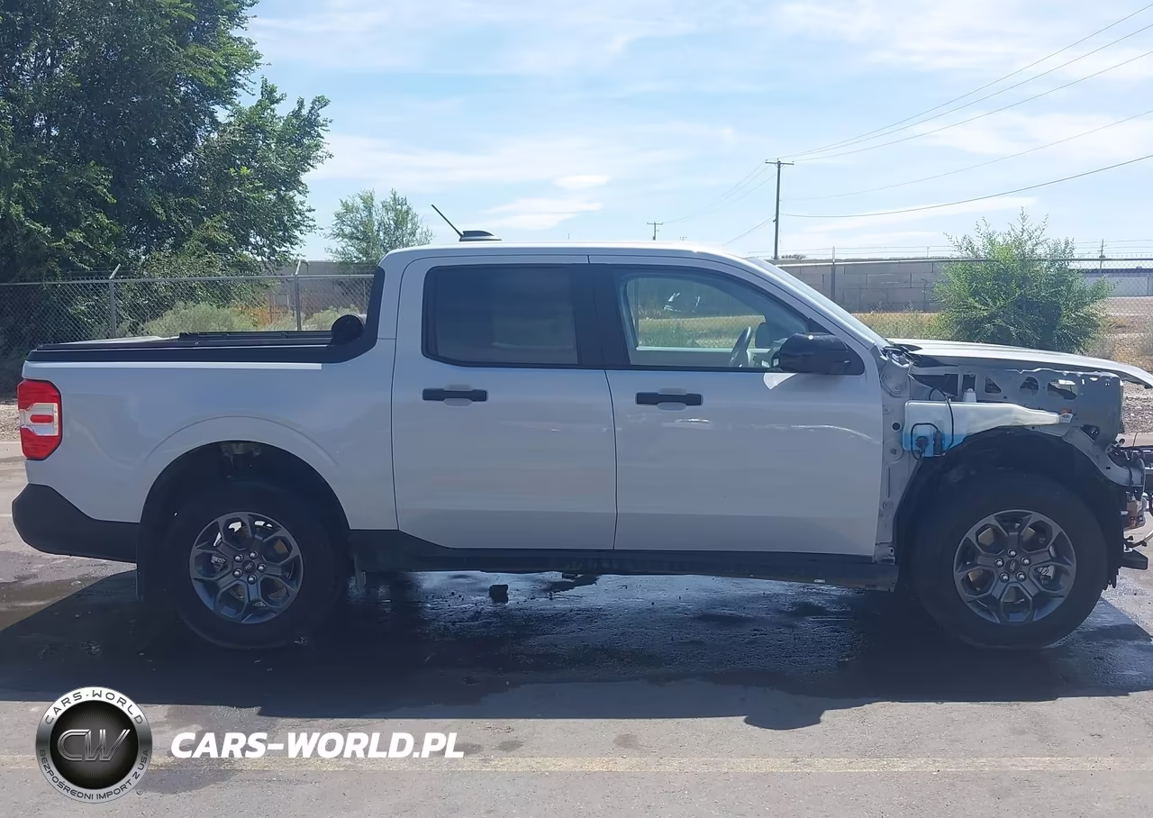 2025 Ford Maverick Xlt VIN:3FTTW8H34SRB66646 - 14