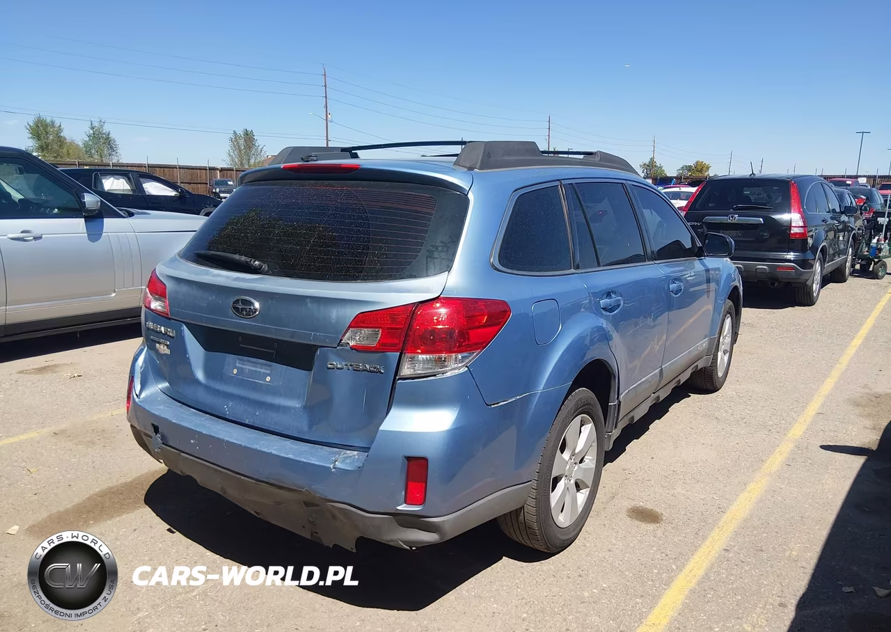2012 Subaru Outback 2.5I VIN:4S4BRCAC0C1252379 - 4
