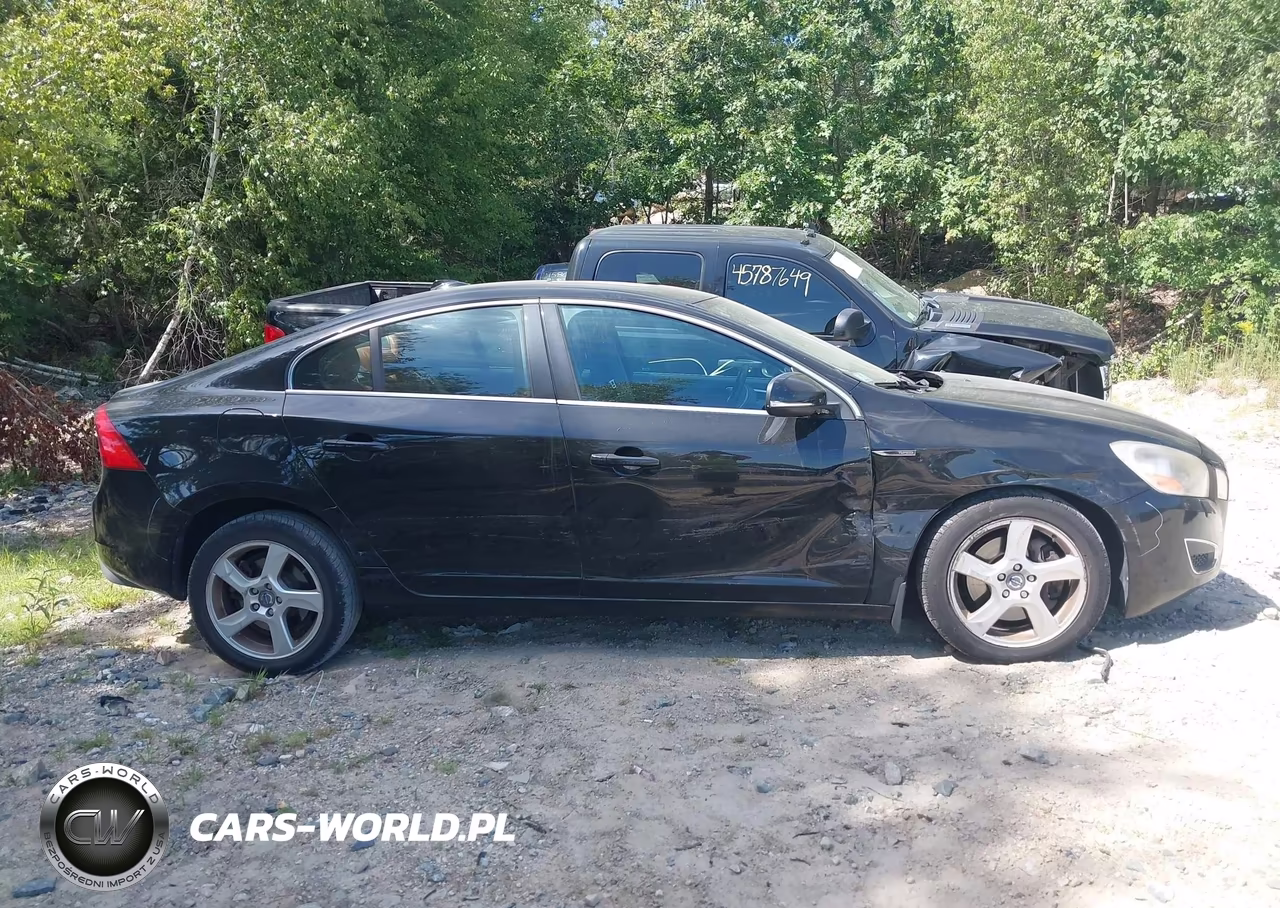 2012 Volvo S60 T5 VIN:YV1622FS6C2112796 - 13
