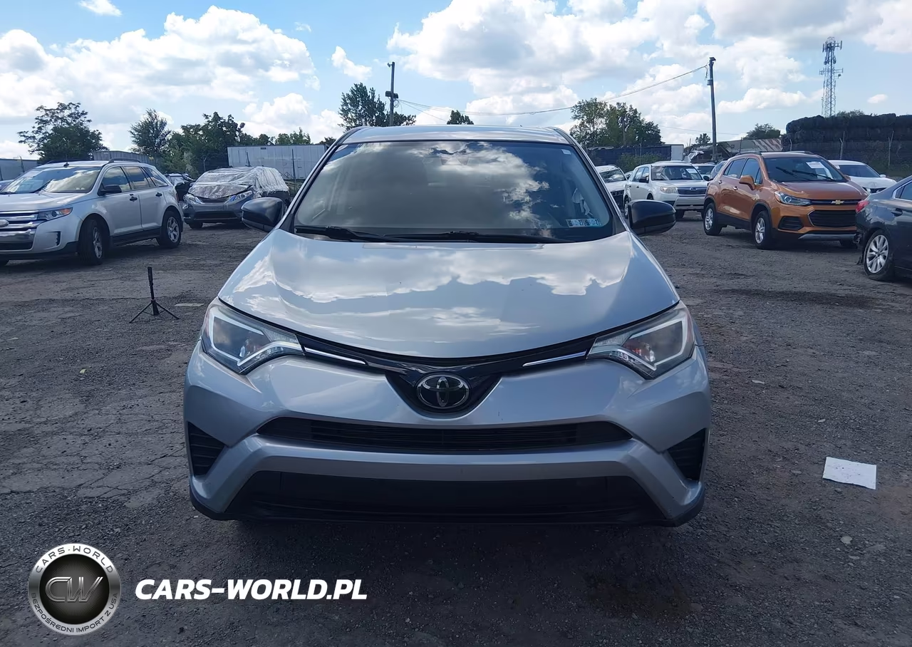 2018 Toyota Rav4 Le VIN:JTMBFREV0JJ198297 - 12