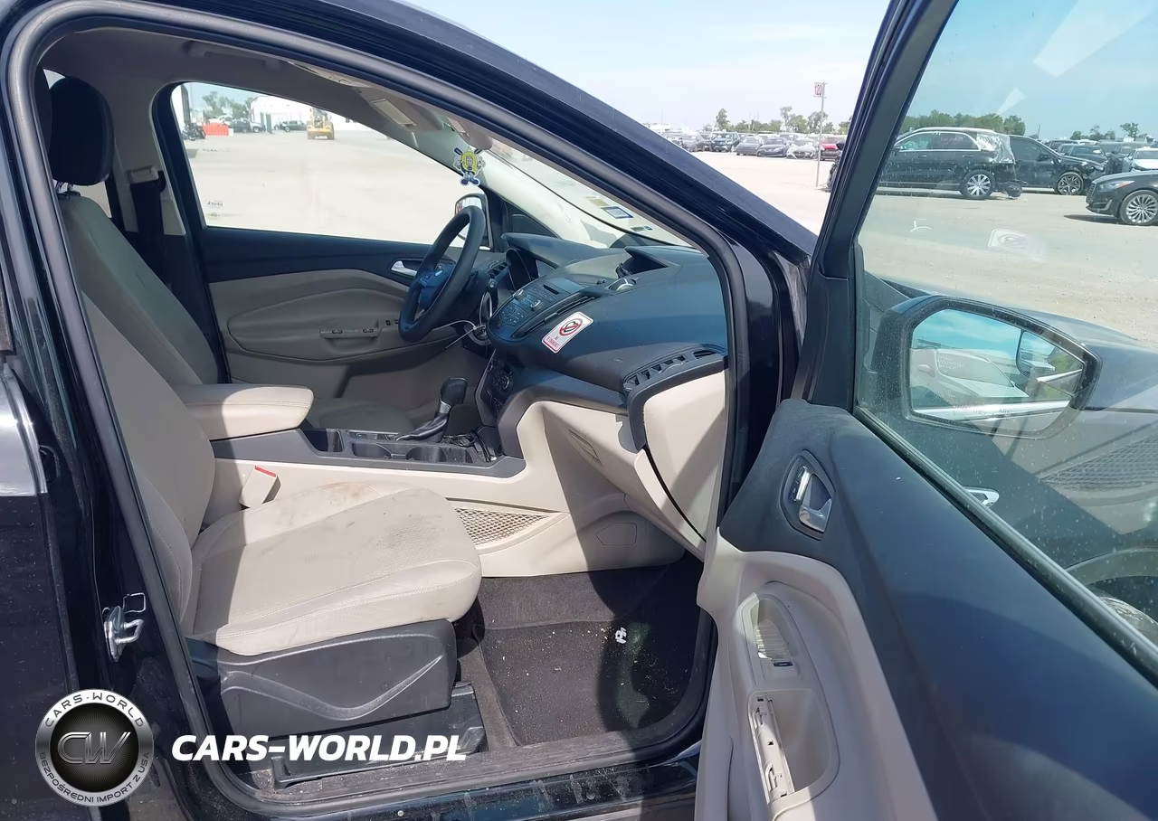 2017 Ford Escape Se VIN:1FMCU0GD1HUD15450 - 5