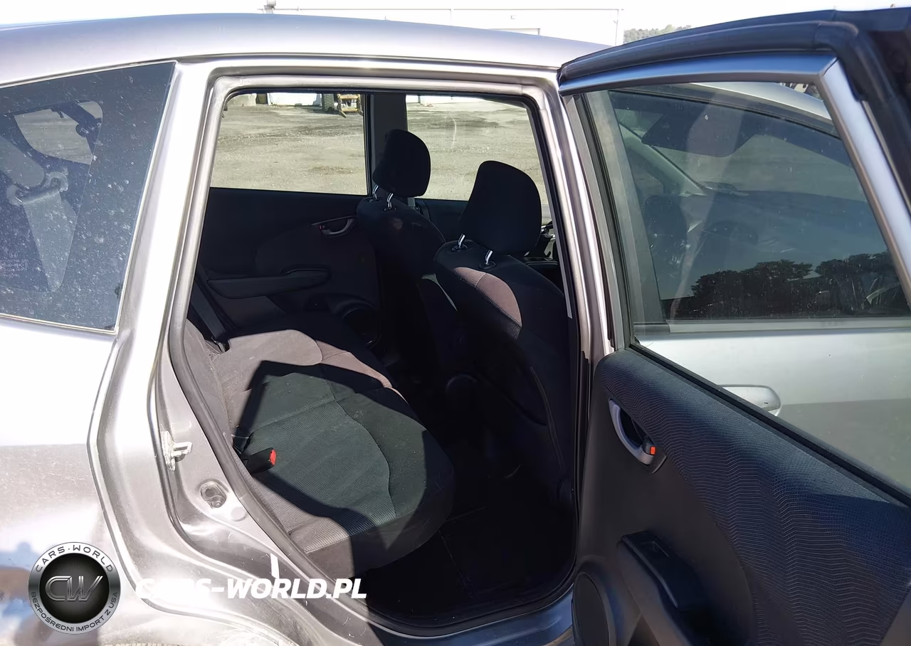 2010 Honda Fit Sport VIN:JHMGE8H4XAS021383 - 8