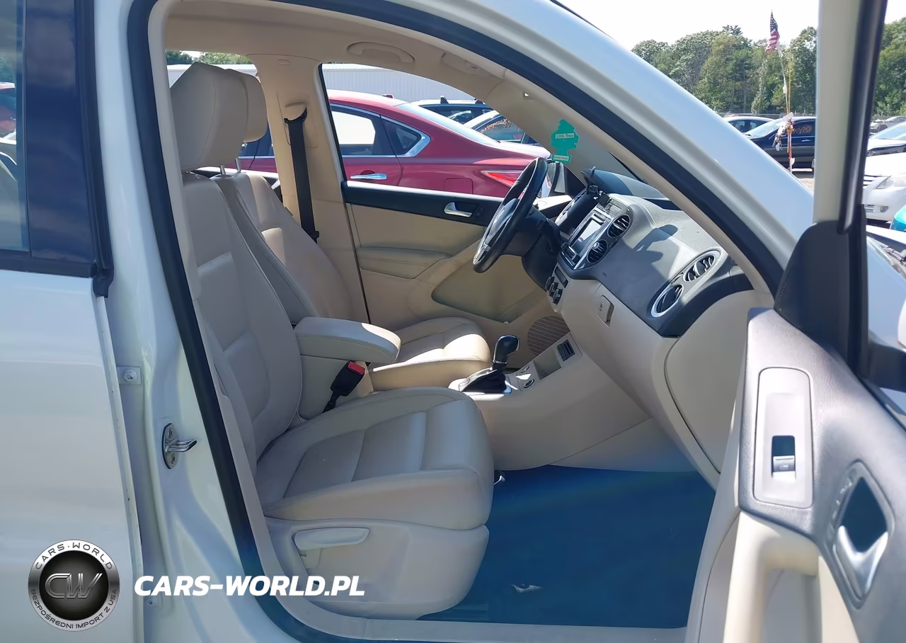 2017 Volkswagen Tiguan 2.0T-2.0T S VIN:WVGBV7AX2HK038503 - 5