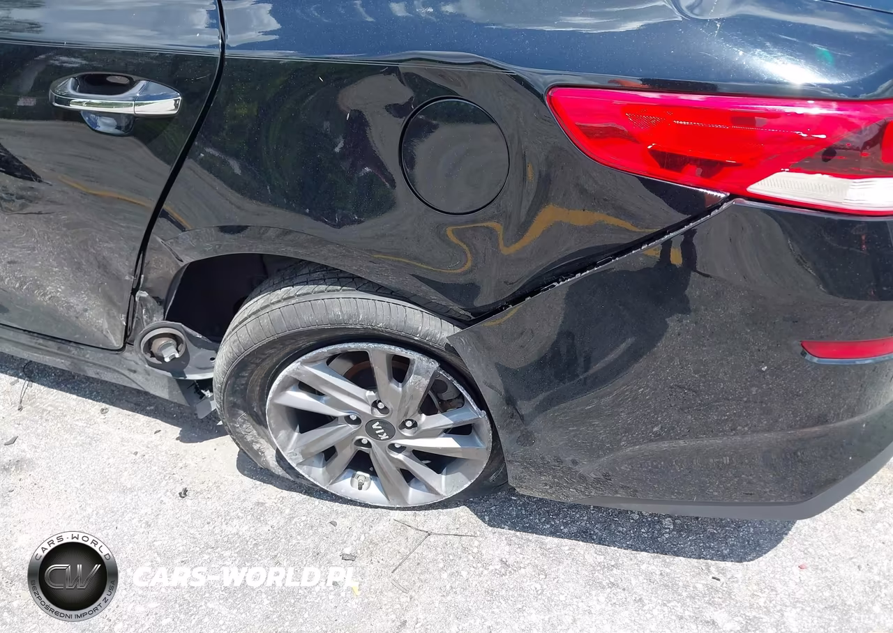 2020 Kia Optima Lx VIN:5XXGT4L39LG416358 - 6