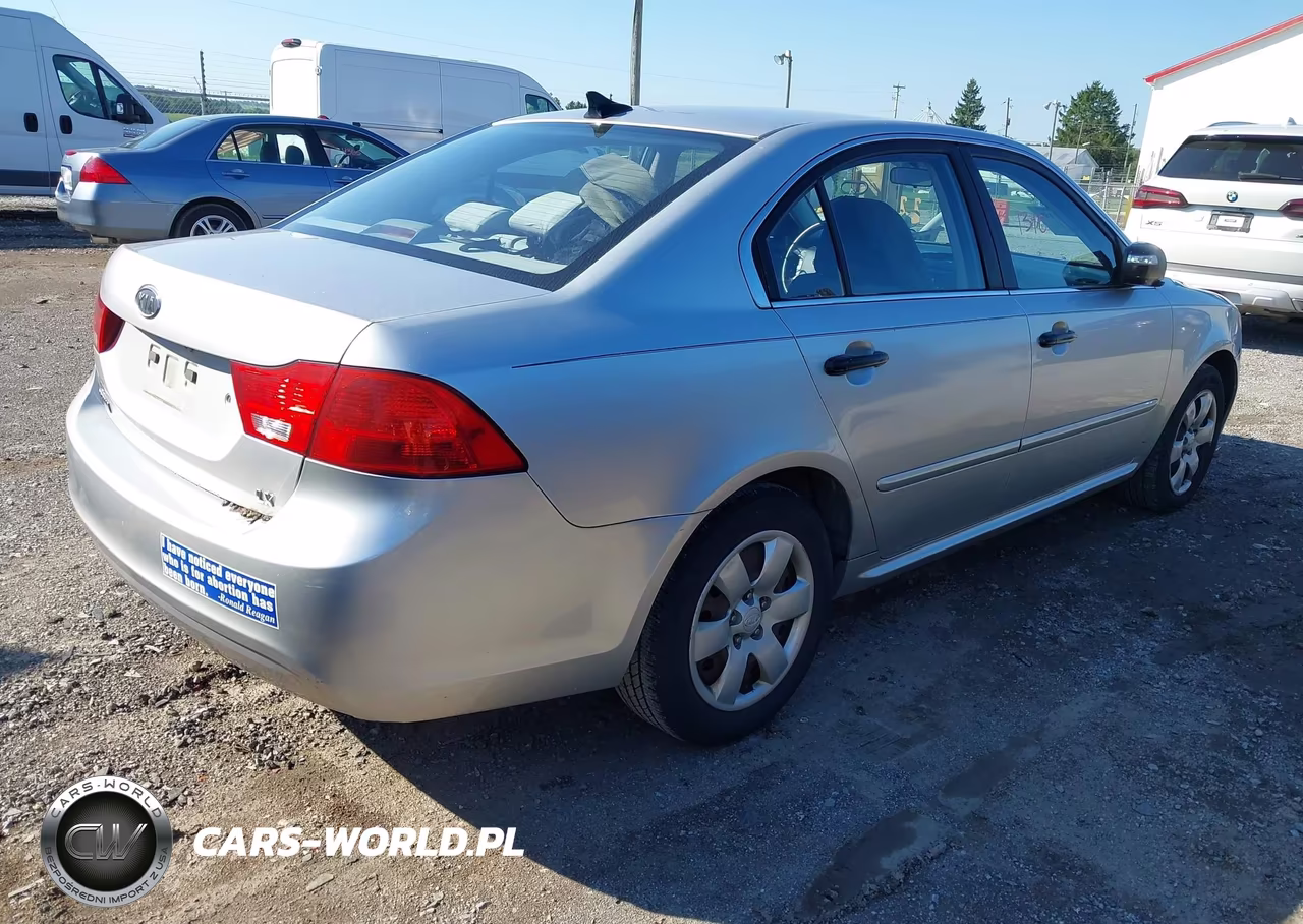 2009 Kia Optima Lx VIN:KNAGE228295353898 - 4