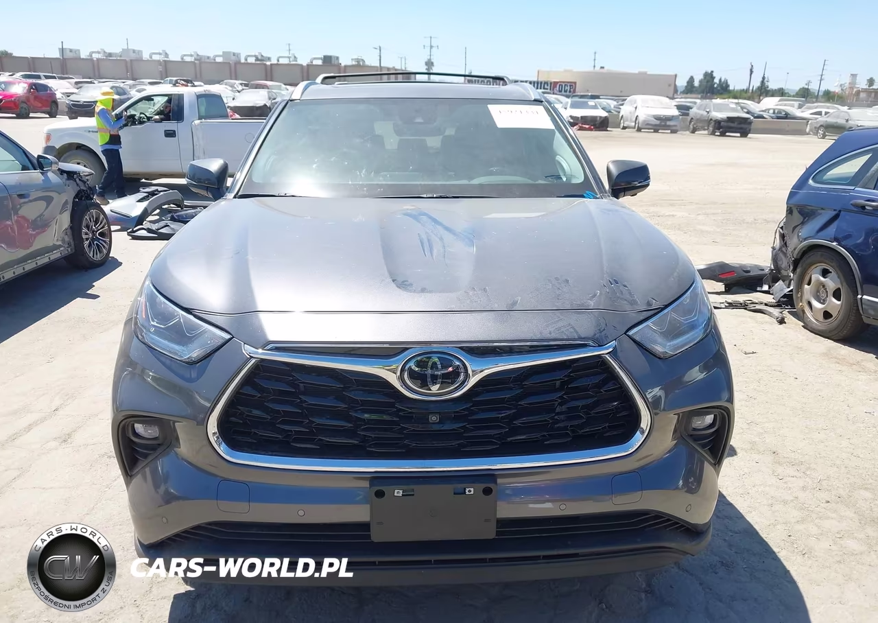 2025 Toyota Highlander Limited VIN:5TDKDRAH3SS554686 - 12