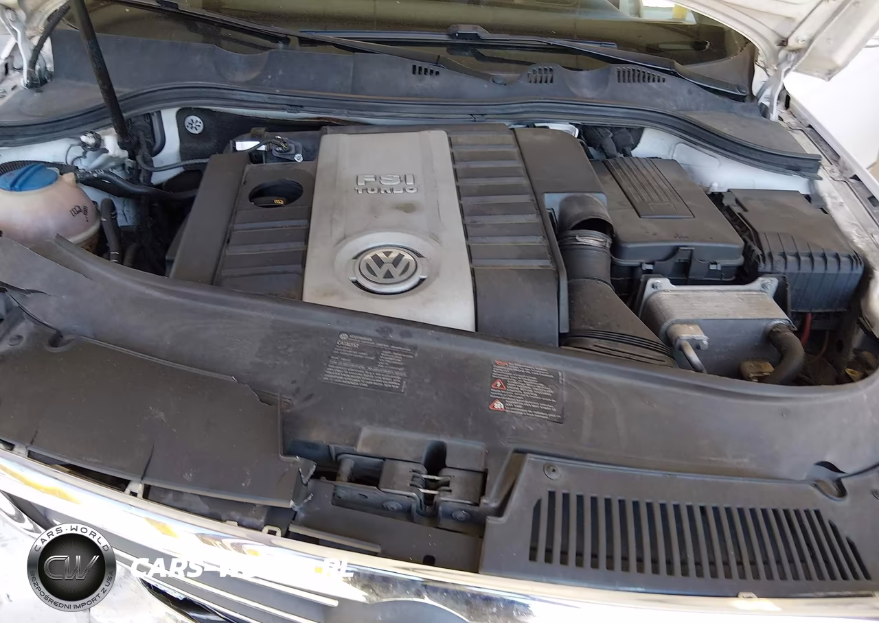 2008 Volkswagen Passat Komfort VIN:WVWLK73CX8E058704 - 10