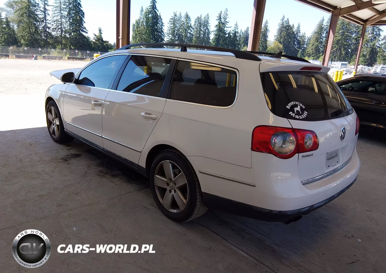 2008 Volkswagen Passat Komfort VIN:WVWLK73CX8E058704 - 3