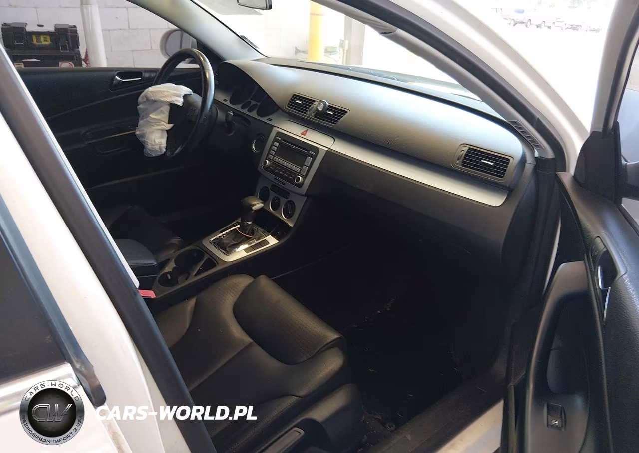 2008 Volkswagen Passat Komfort VIN:WVWLK73CX8E058704 - 5