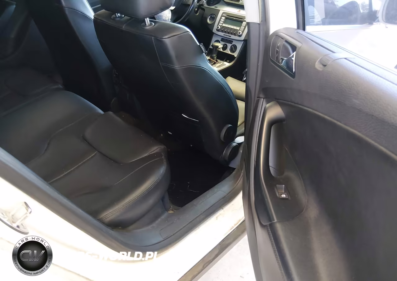 2008 Volkswagen Passat Komfort VIN:WVWLK73CX8E058704 - 8