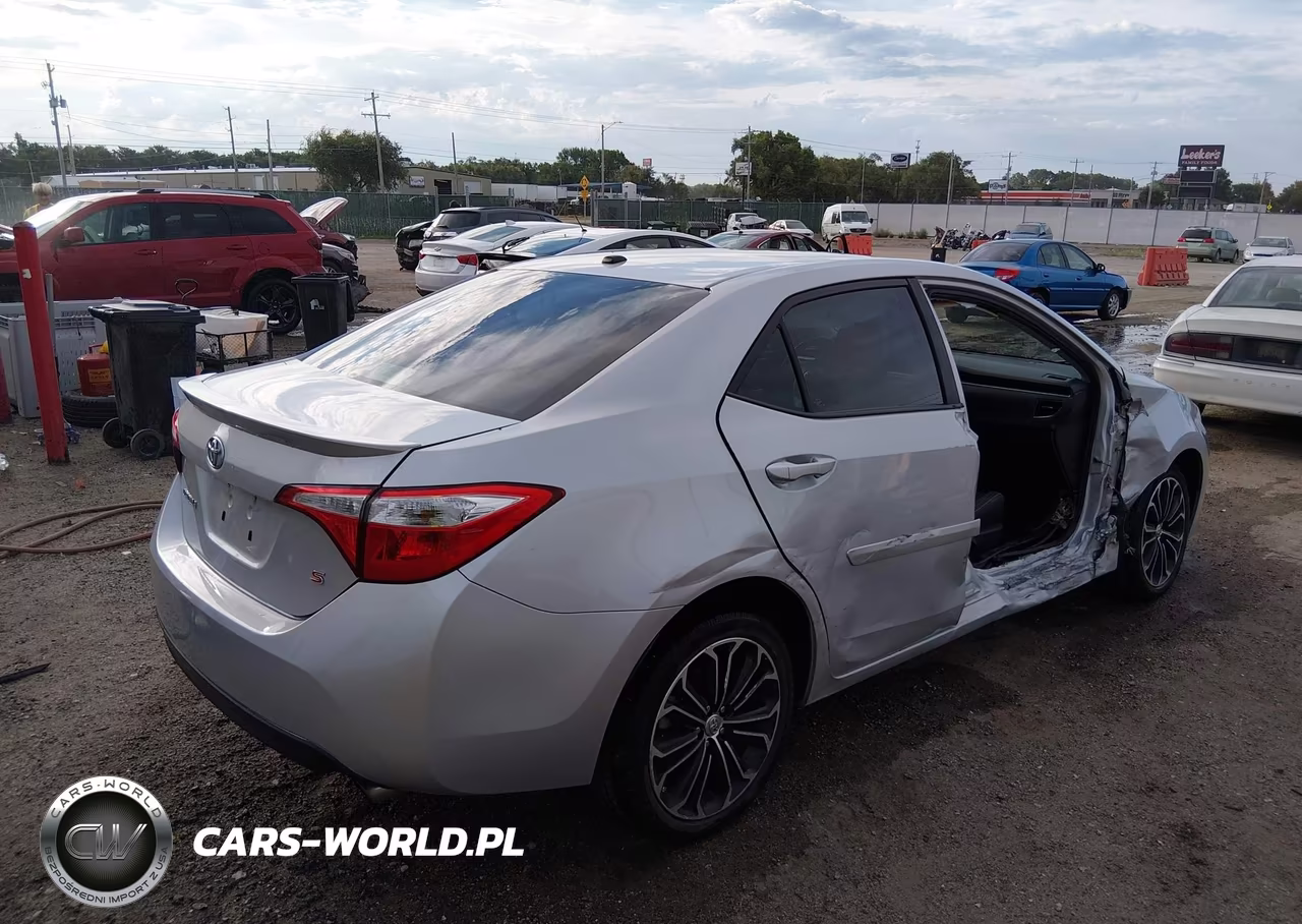 2015 Toyota Corolla S Premium VIN:5YFBURHE8FP264227 - 4