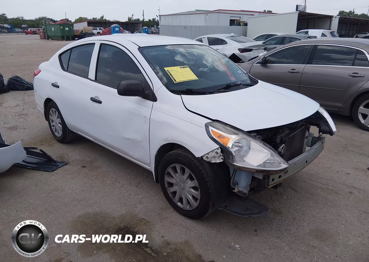 2015 Nissan Versa 1.6 S