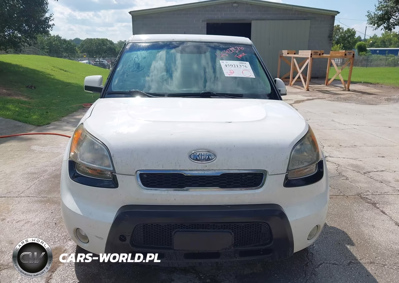 2011 Kia Soul + VIN:KNDJT2A25B7327205 - 6