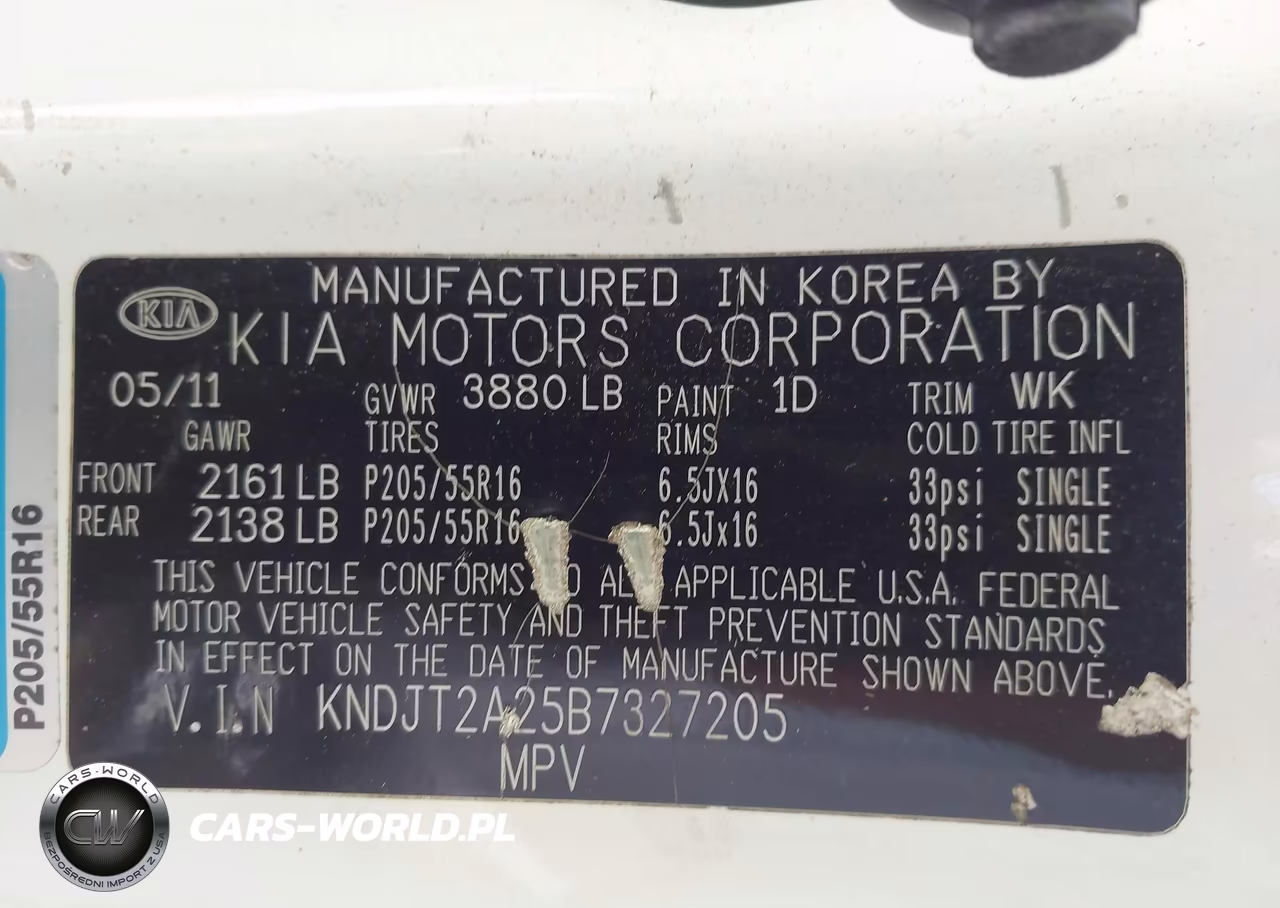 2011 Kia Soul + VIN:KNDJT2A25B7327205 - 9