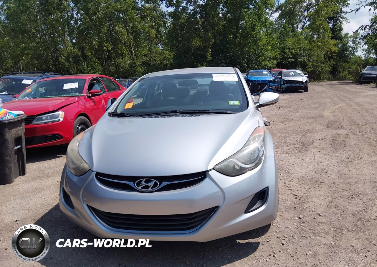 2013 Hyundai Elantra Gls VIN:5NPDH4AEXDH356587 - 13