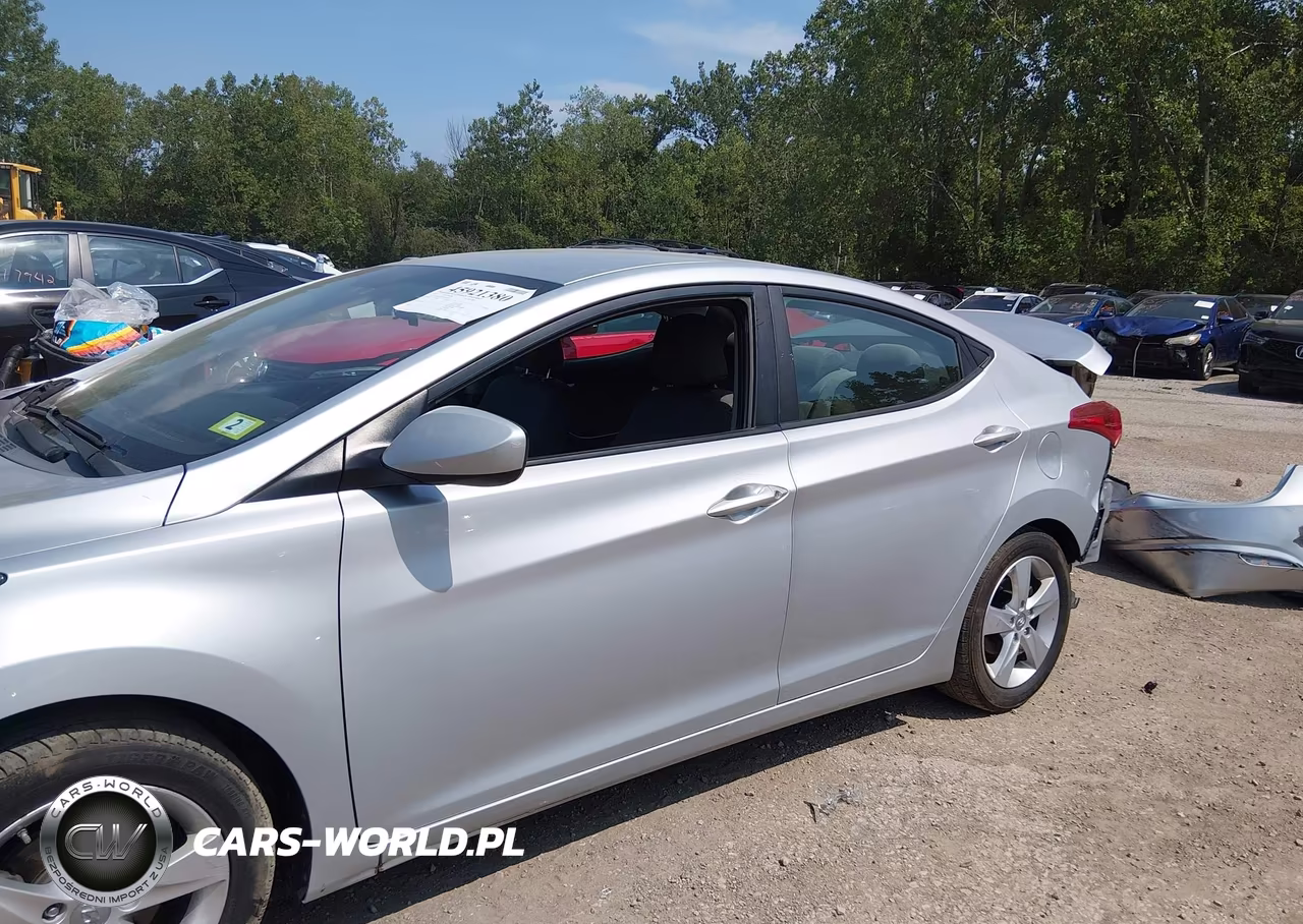 2013 Hyundai Elantra Gls VIN:5NPDH4AEXDH356587 - 15