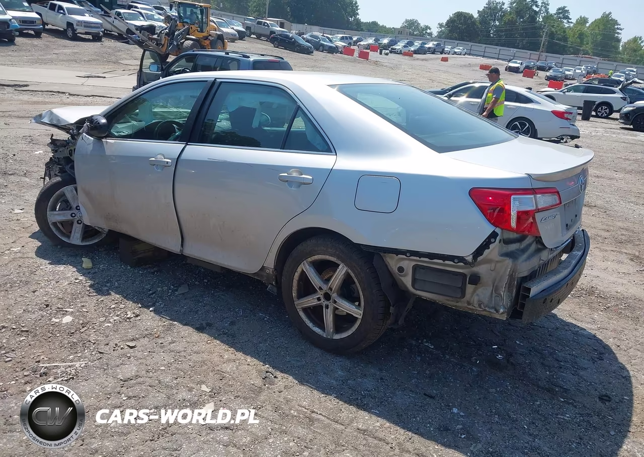 2013 Toyota Camry Se VIN:4T1BF1FKXDU246473 - 3