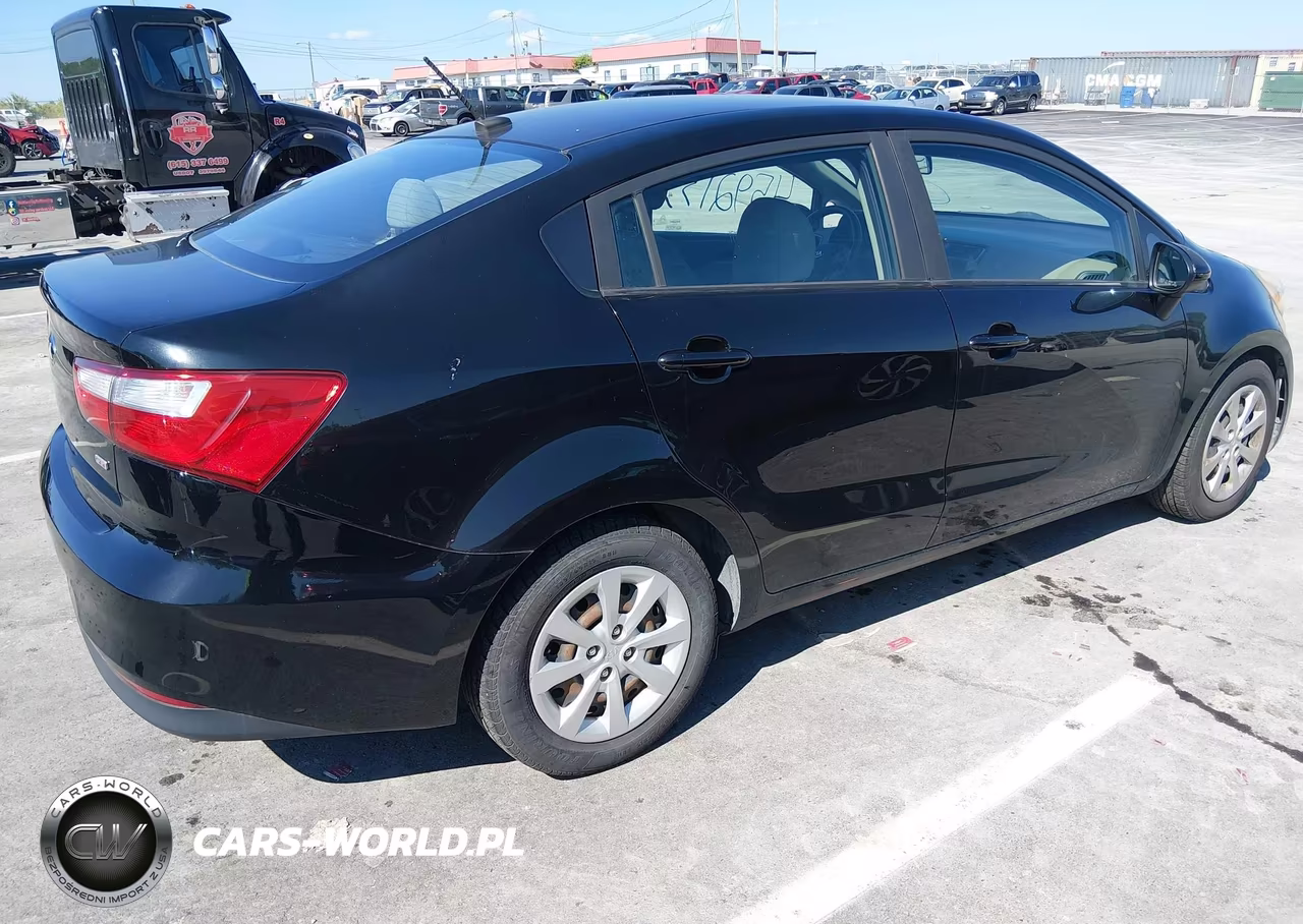 2017 Kia Rio Lx VIN:KNADM4A3XH6071072 - 4