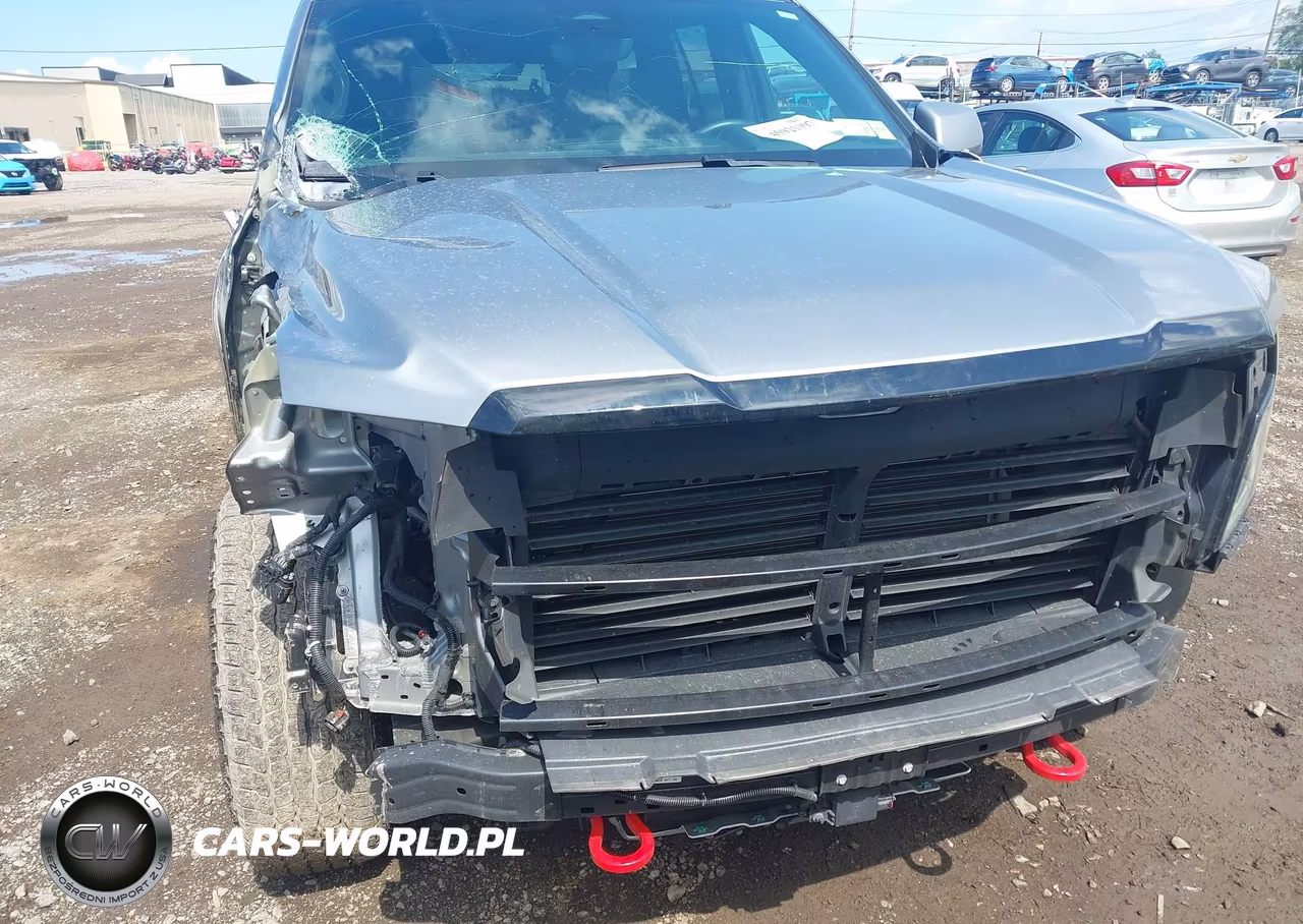 2025 GMC Yukon 4Wd At4 VIN:1GKS2CRL9SR317103 - 18