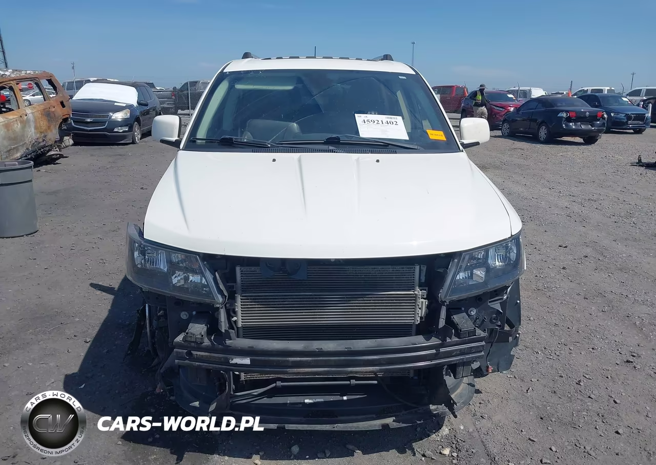 2020 Dodge Journey Crossroad VIN:3C4PDCGB2LT220145 - 11