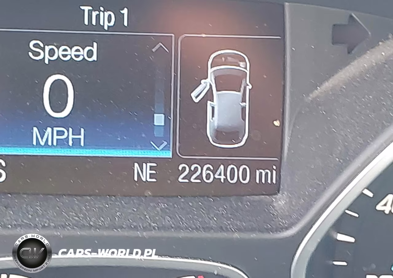 2015 Ford Escape Titanium VIN:1FMCU0J98FUB60977 - 15