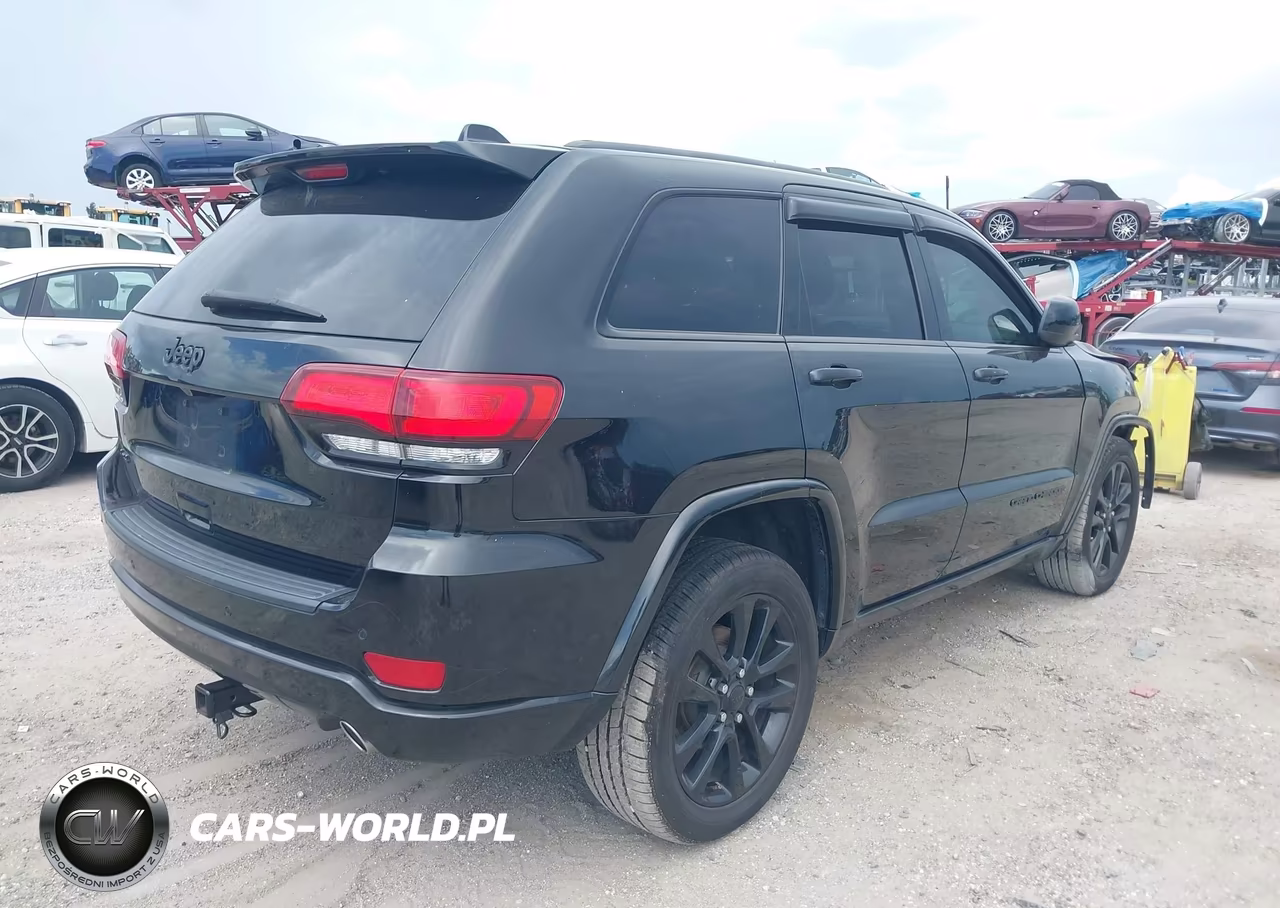 2019 Jeep Grand Cherokee Altitude 4X4 VIN:1C4RJFAG6KC546788 - 4