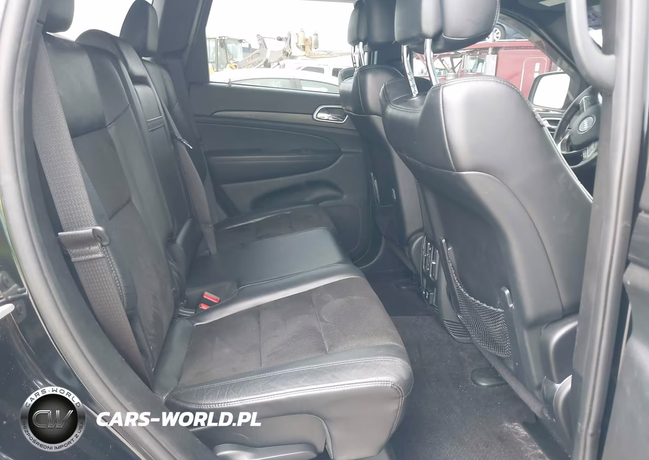 2019 Jeep Grand Cherokee Altitude 4X4 VIN:1C4RJFAG6KC546788 - 8