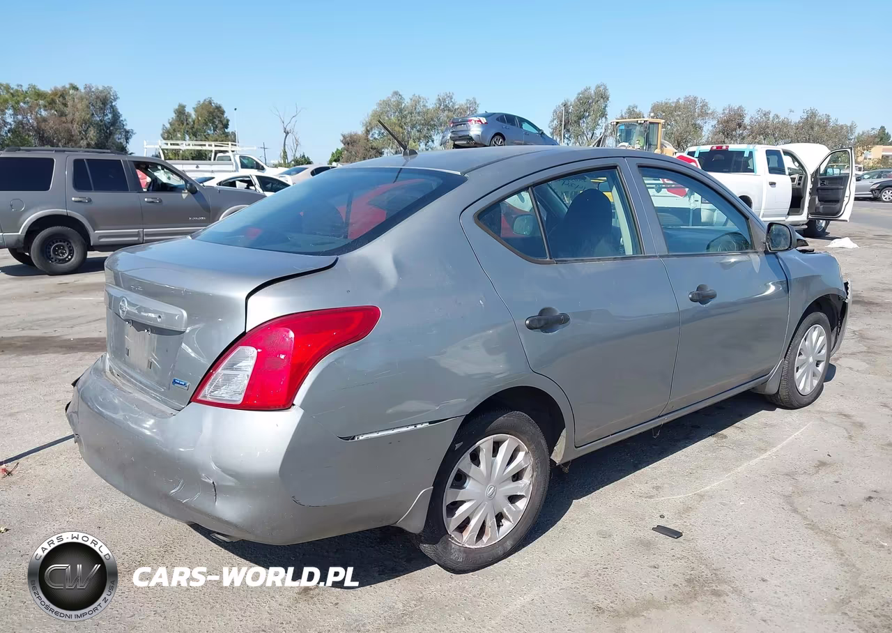 2012 Nissan Versa 1.6 S VIN:3N1CN7AP6CL854388 - 4