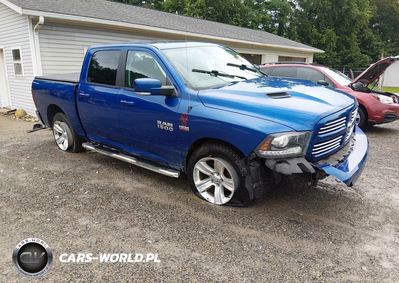 2016 Ram 1500 Sport VIN:1C6RR7MT8GS152107 - 1