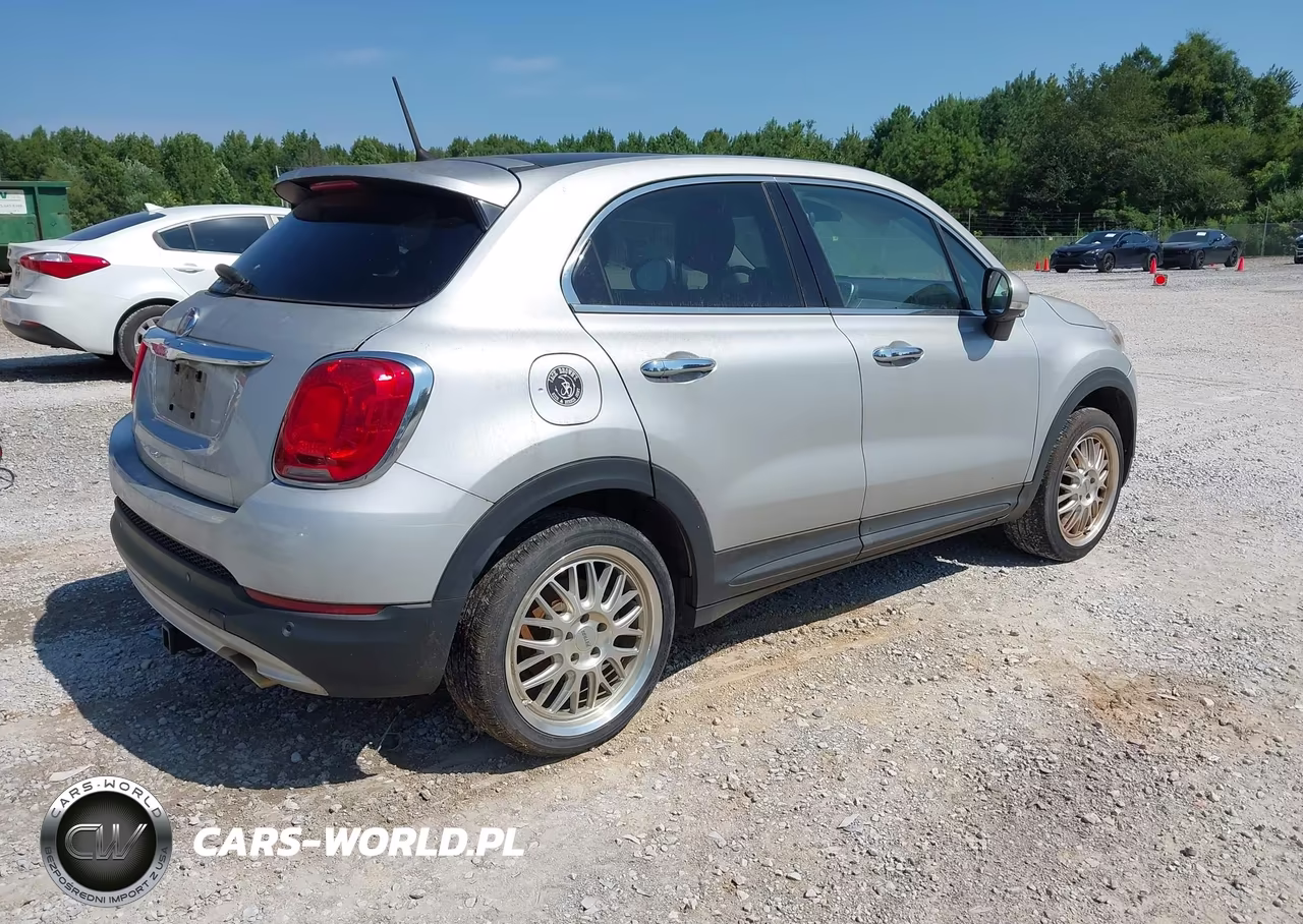 2016 Fiat 500X Lounge VIN:ZFBCFXDT8GP380170 - 4