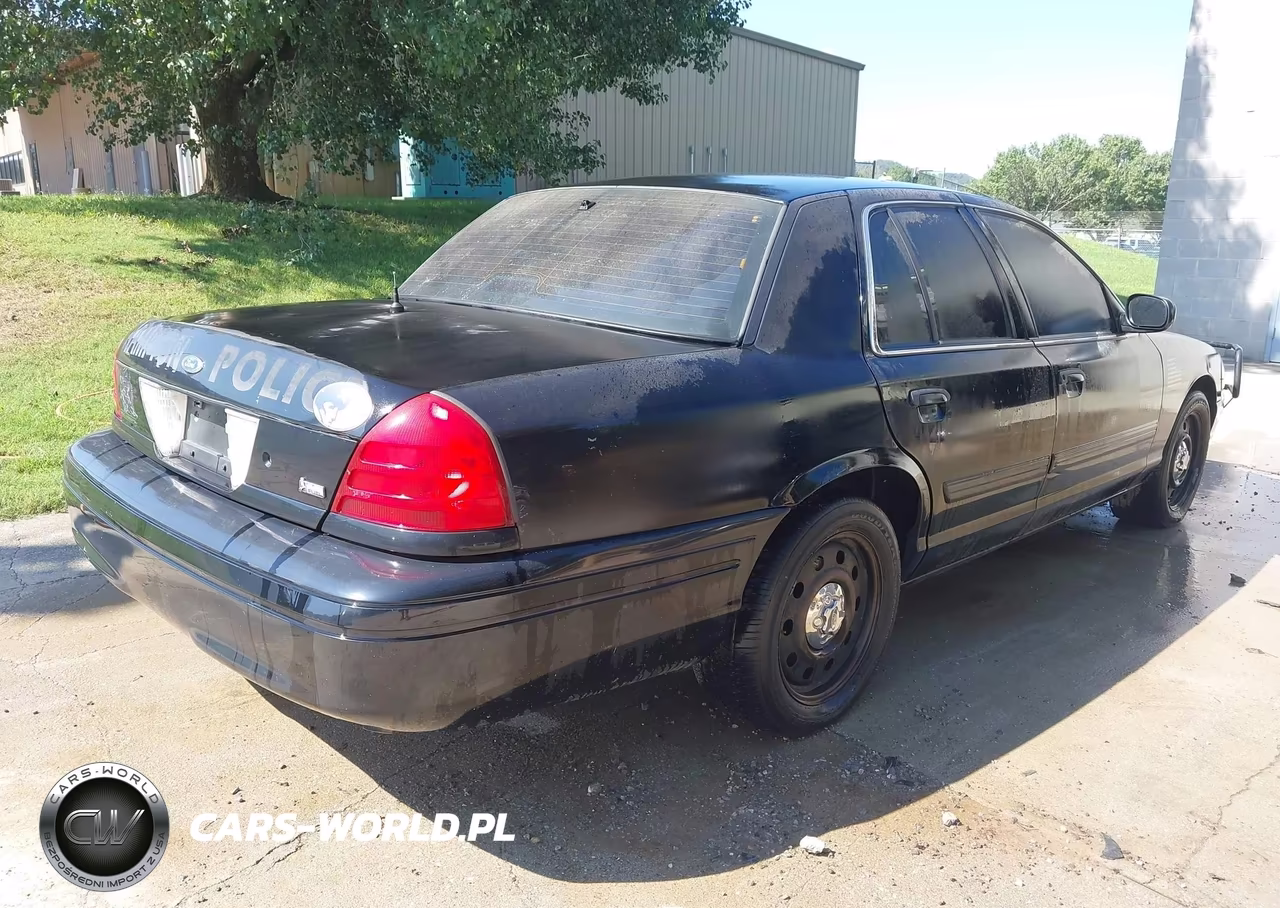 2011 Ford Crown Victoria Police Interceptor VIN:2FABP7BV0BX105590 - 4