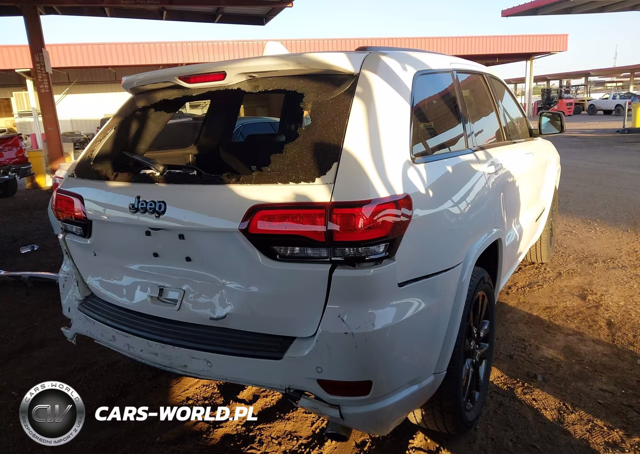 2019 Jeep Grand Cherokee Altitude 4X2 VIN:1C4RJEAG4KC832696 - 4