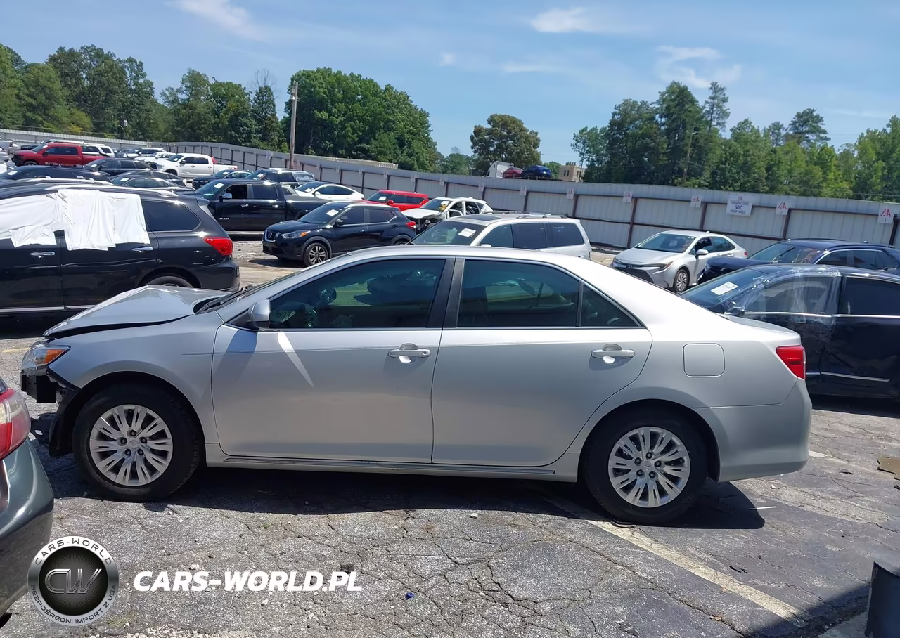 2014 Toyota Camry Le VIN:4T1BF1FK1EU455148 - 14