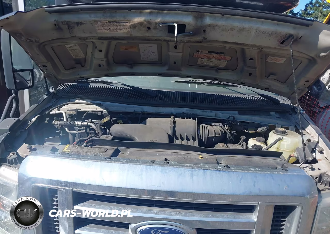 2011 Ford Econoline Commercial Cutaway VIN:1FDFE4FS0BDB36499 - 9