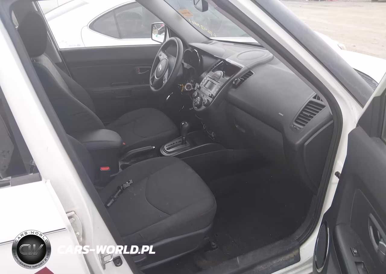 2010 Kia Soul + VIN:KNDJT2A20A7702562 - 5
