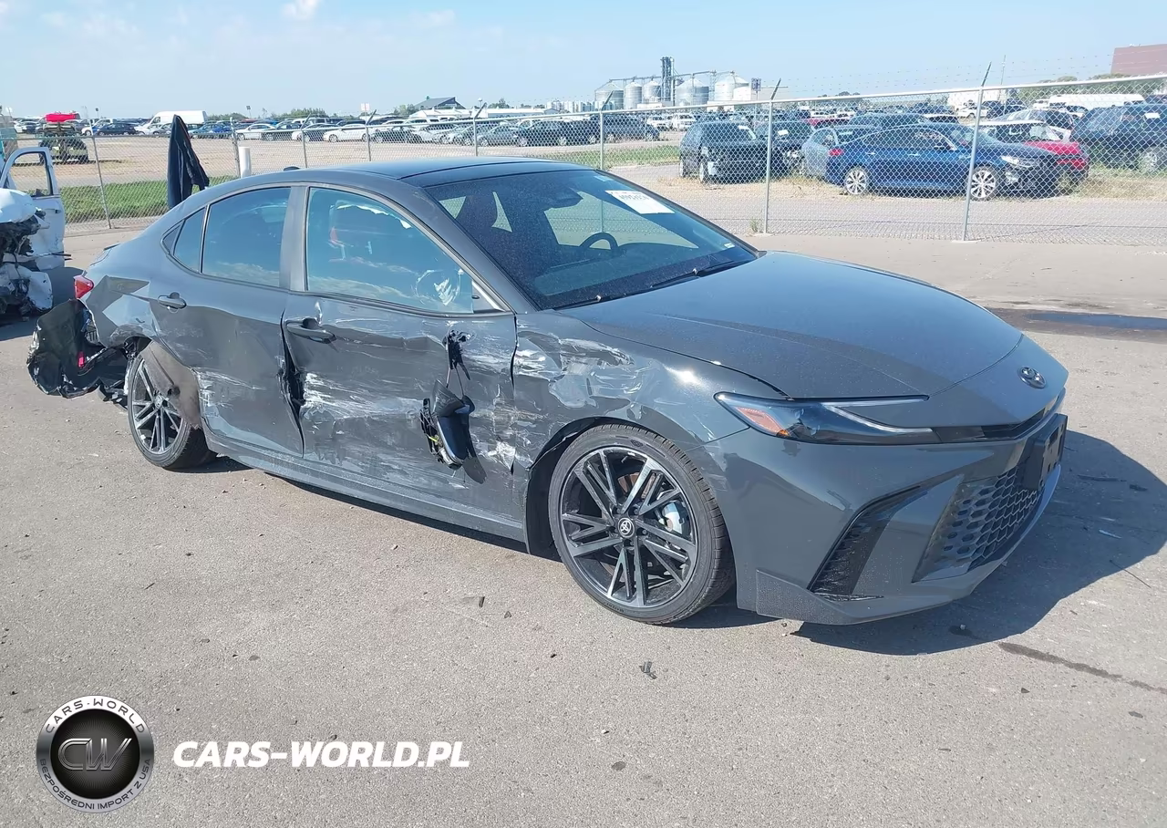 2026 Toyota Camry Xse – zdjęcie 1 z 17