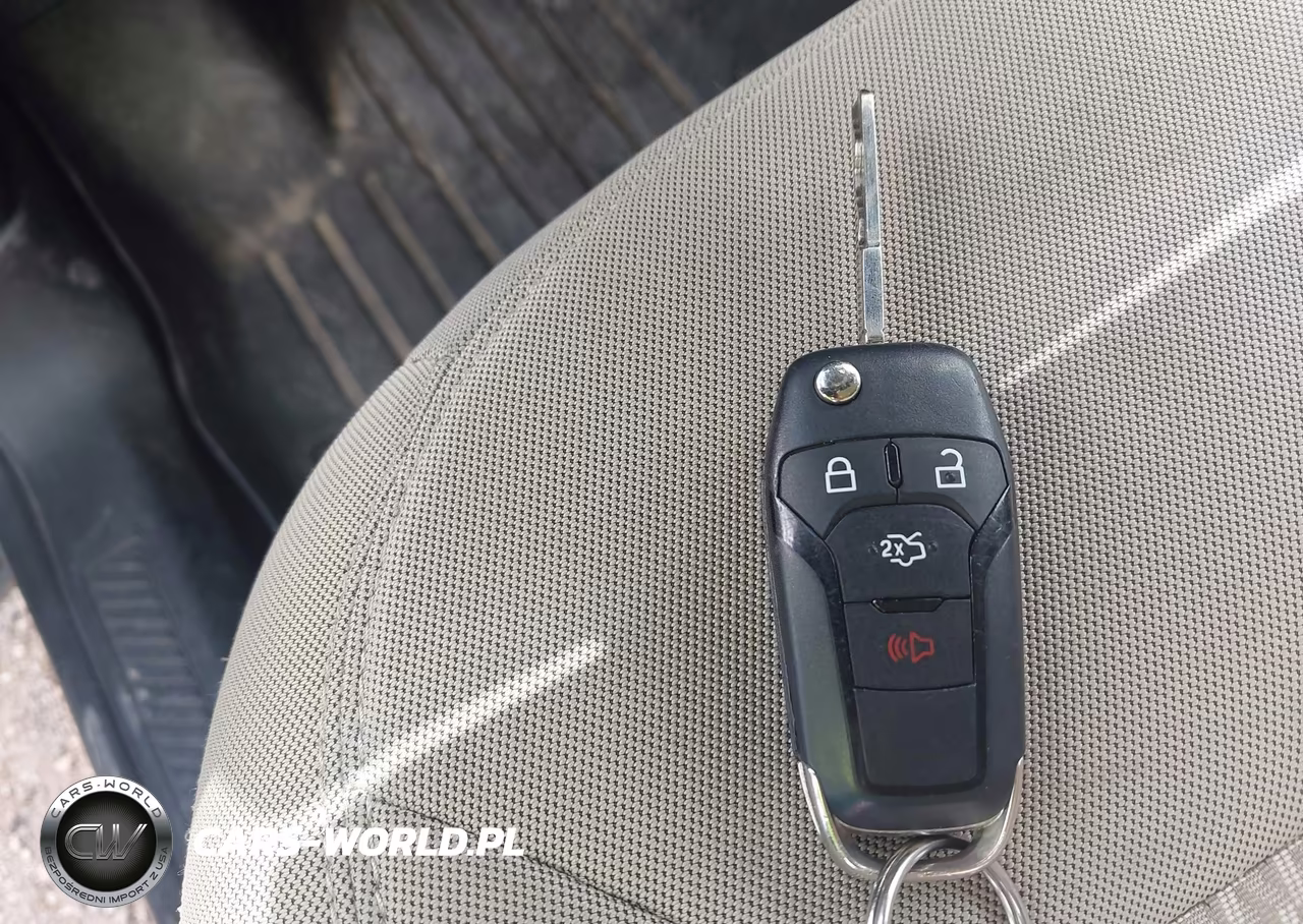2021 Ford Explorer VIN:1FMSK8BB1MGB73194 - 11
