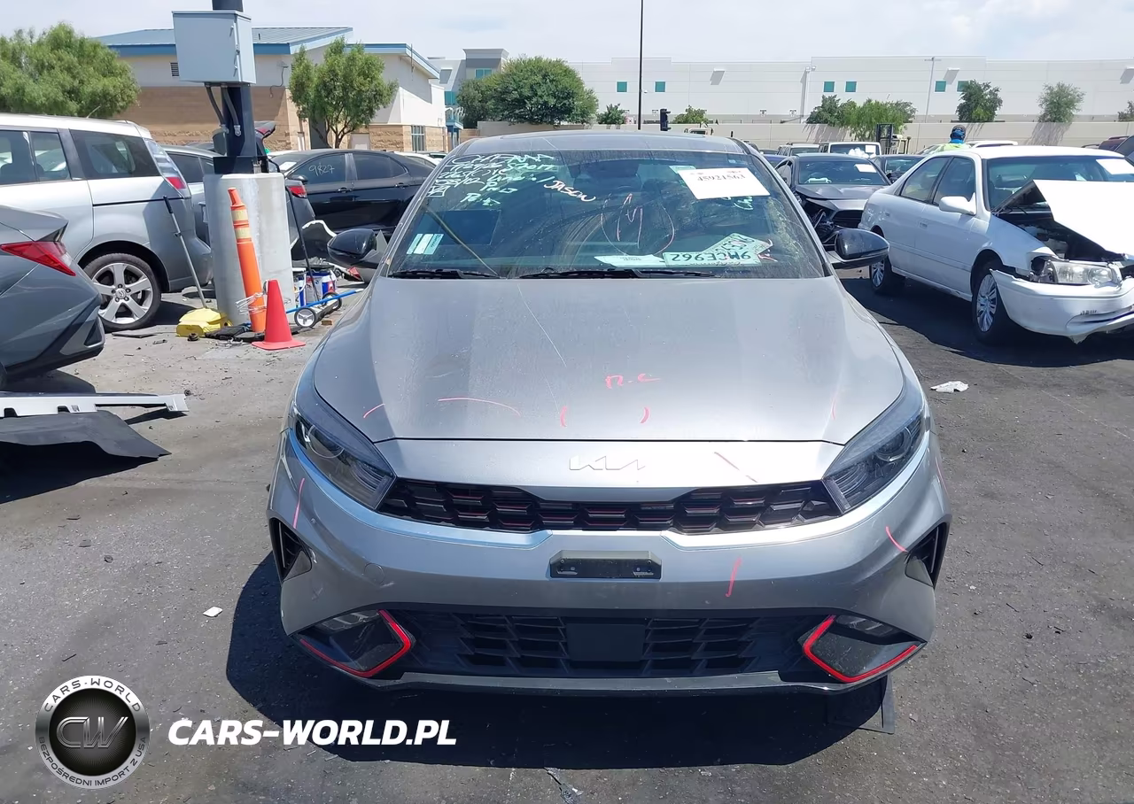 2024 Kia Forte Gt-Line VIN:3KPF54AD6RE766193 - 13