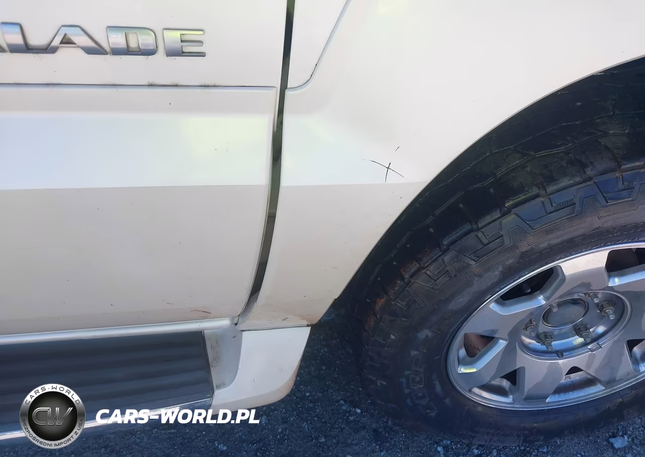 2002 Cadillac Escalade Standard VIN:1GYEK63N62R210279 - 16