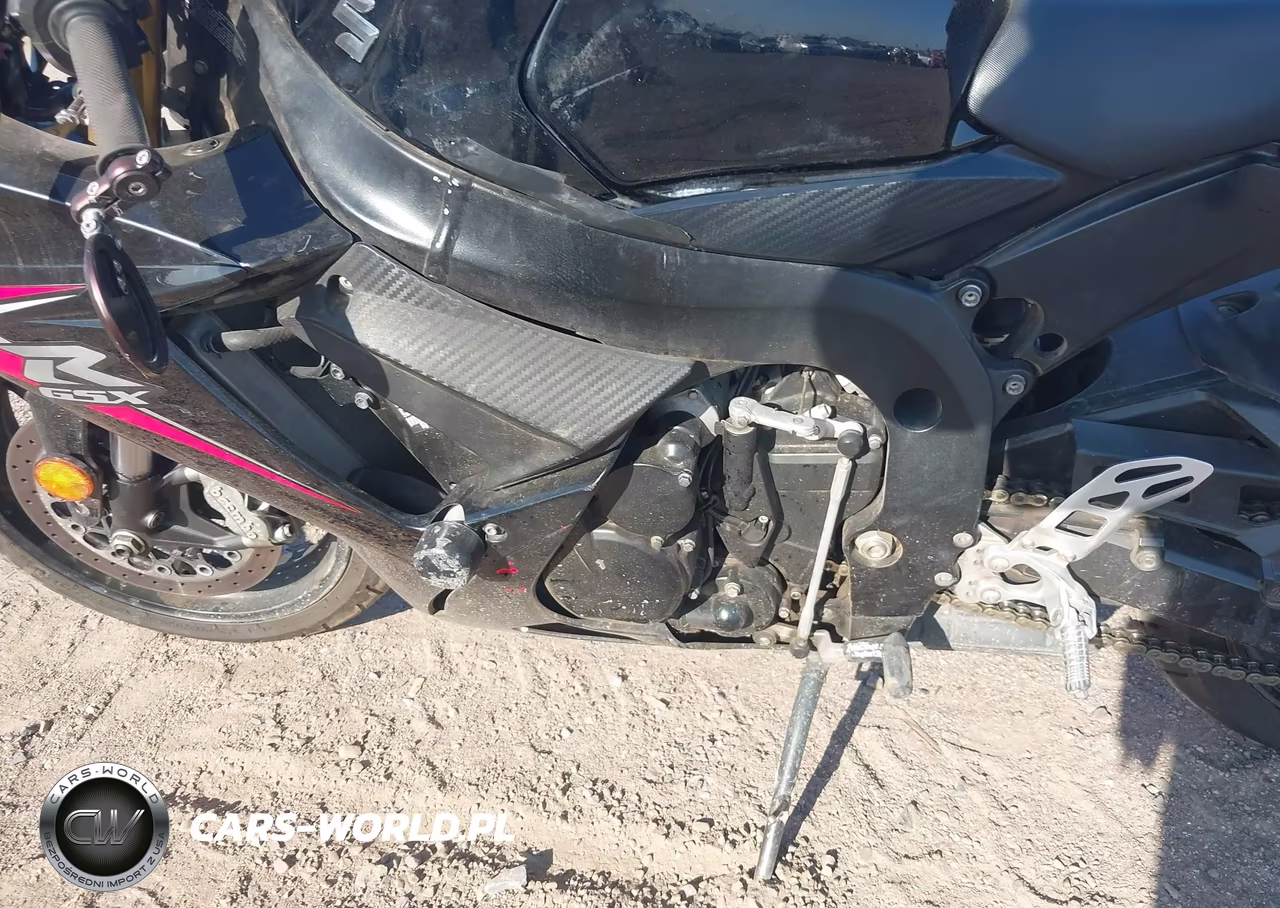 2014 Suzuki Gsx-R750 VIN:JS1GR7MAXE2101116 - 9