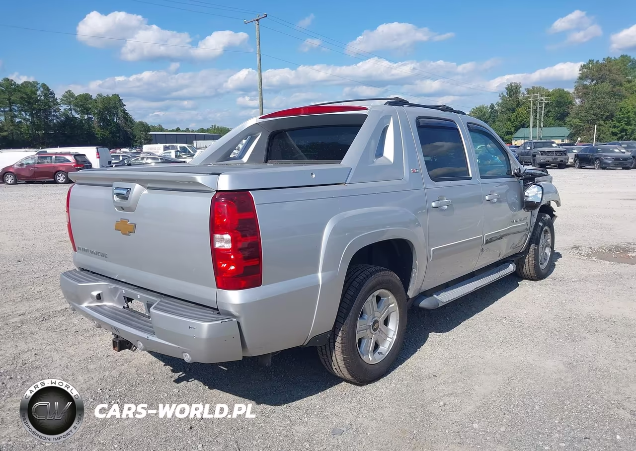 2012 Chevrolet Avalanche Lt VIN:3GNTKFE79CG304421 - 4