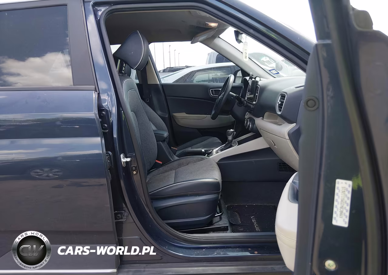 2021 Hyundai Venue Denim VIN:KMHRC8A33MU112615 - 5